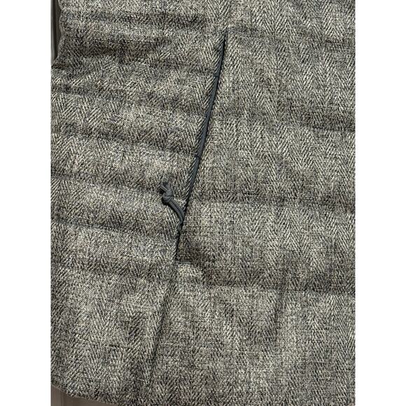 The North Face Gray Herringbone Puffer Vest, Size L - Picture 6 of 8